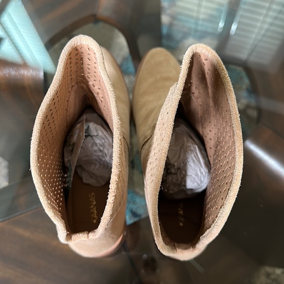 New Kaanas Warsaw Bootie Size 8 - Picture 9 of 9